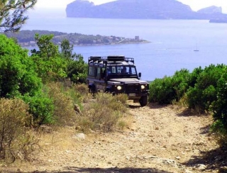  Tour 4x4